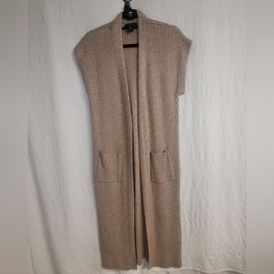 Tahari Long Sleeveless Knitted Vest (M)